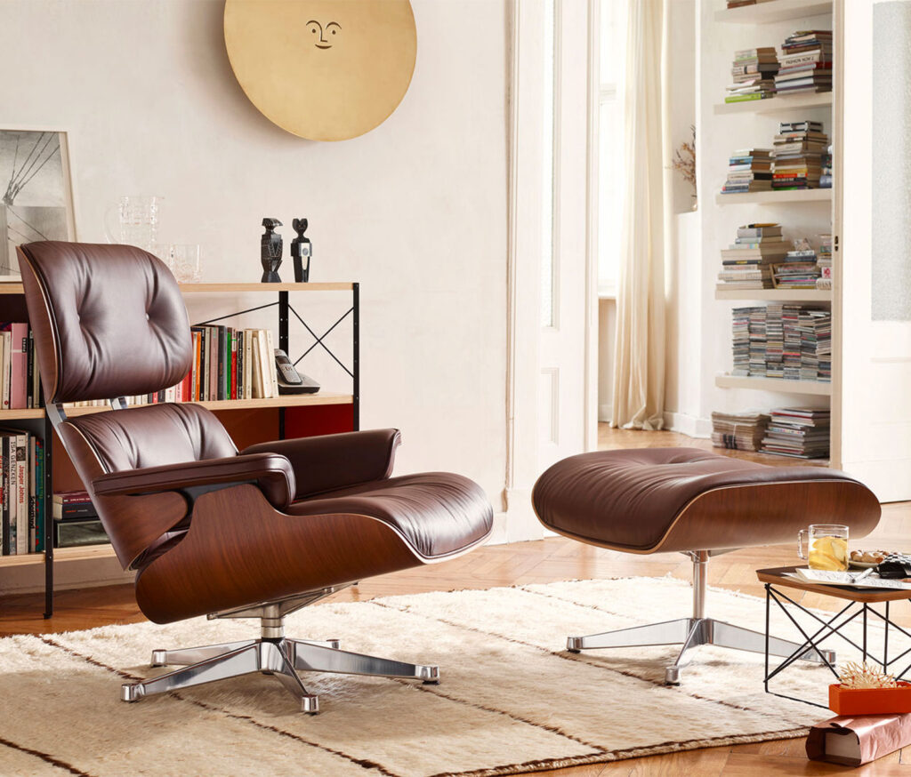 Eames Lounge Chair VITRA Charles & Ray Eames, 1956 designicons.it