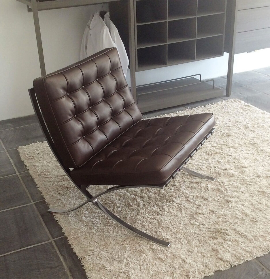barcelona relax KNOLL INTERNATIONAL