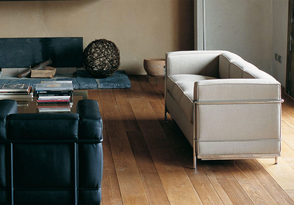 LC2 cm. 180 - 3 seater CASSINA