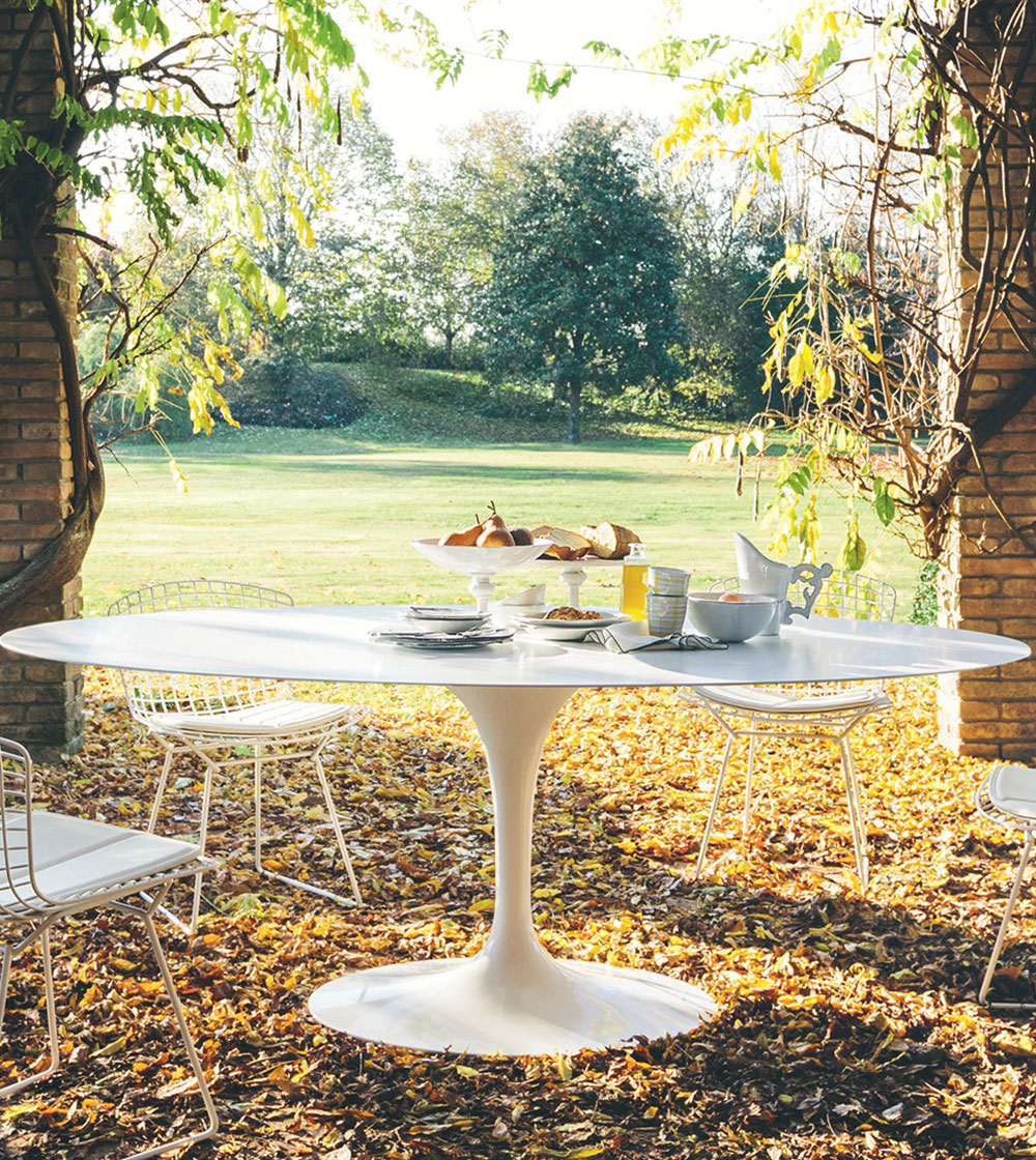 Saarinen Outdoor KNOLL INTERNATIONAL Saarinen Outdoor KNOLL INTERNATIONAL