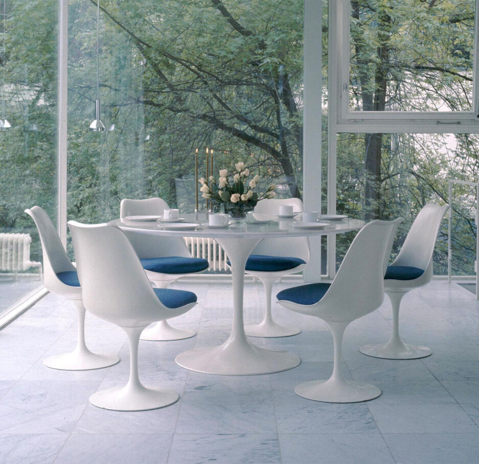 Saarinen Marmo Arabescato KNOLL INTERNATIONAL